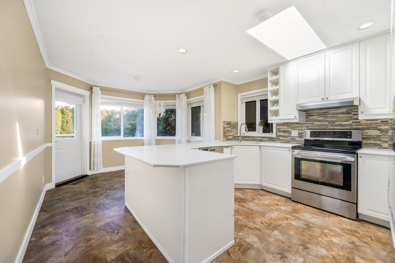 1071 King George Boulevard, Surrey, British Columbia  V4A 9S7 - Photo 8 - R3093336