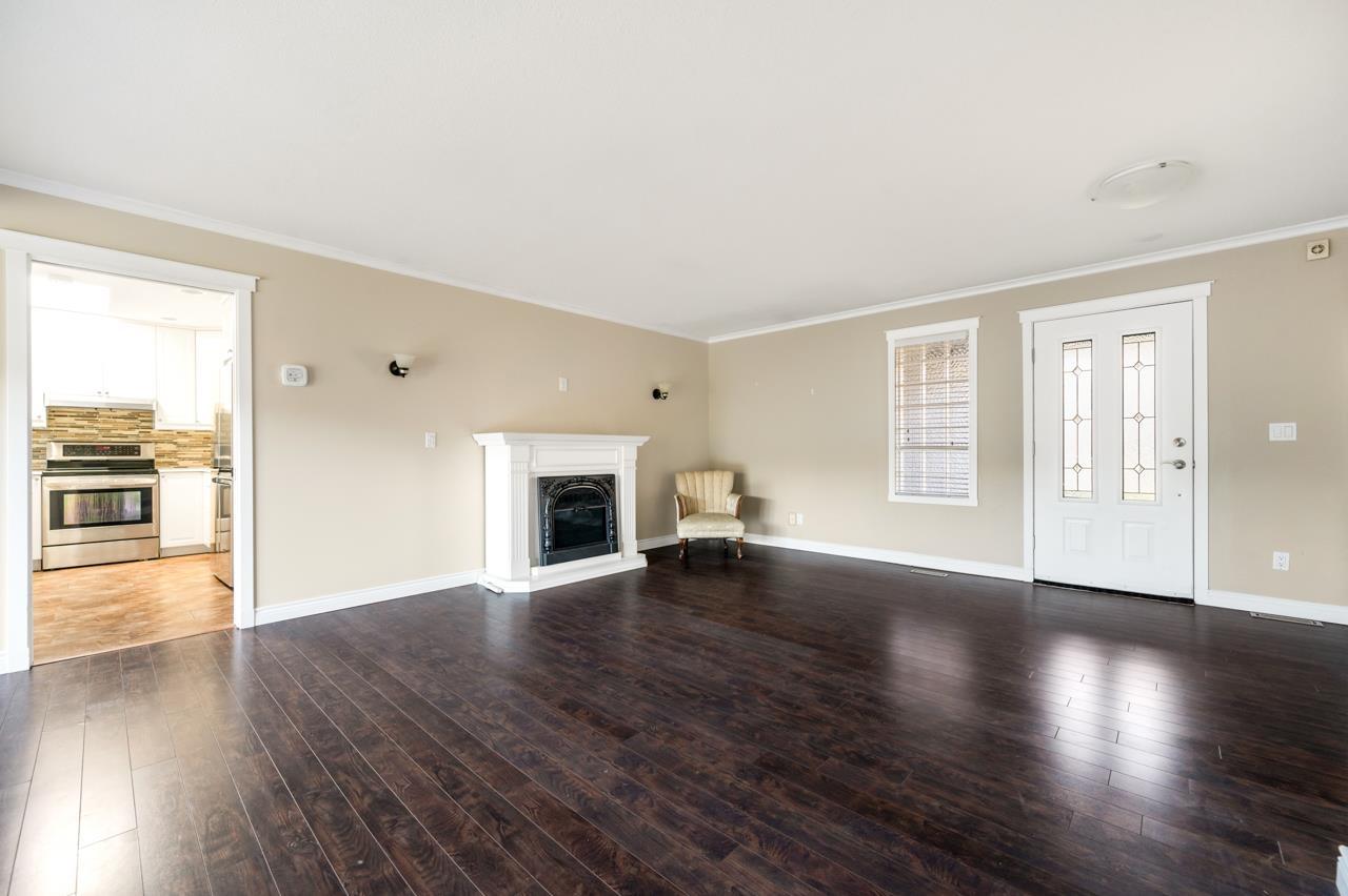 1071 King George Boulevard, Surrey, British Columbia  V4A 9S7 - Photo 6 - R3093336