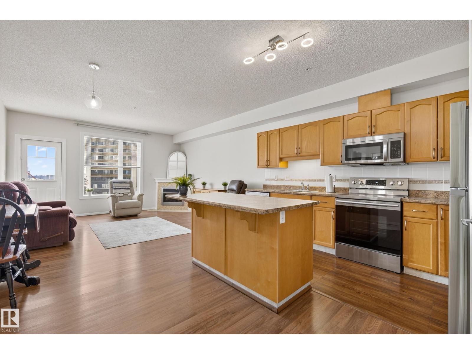 #415 12111 51 Av Nw, Edmonton, Alberta  T6H 6A3 - Photo 2 - E4474730