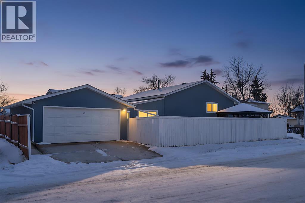 55 Castleglen Way Ne, Calgary, Alberta  T3J 2G4 - Photo 6 - A2287440