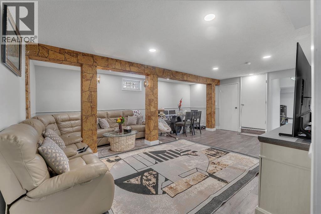 55 Castleglen Way Ne, Calgary, Alberta  T3J 2G4 - Photo 30 - A2287440