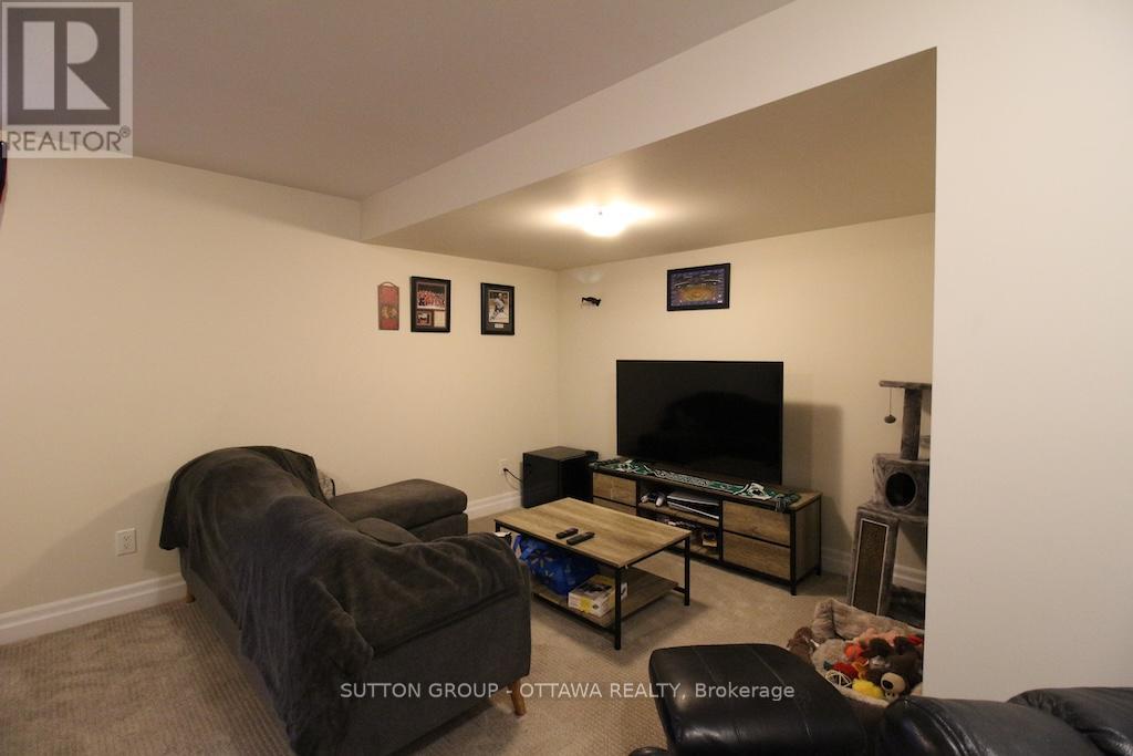 303 Rue De L Etang Street, Clarence-Rockland, Ontario  K4K 0K1 - Photo 26 - X12817434