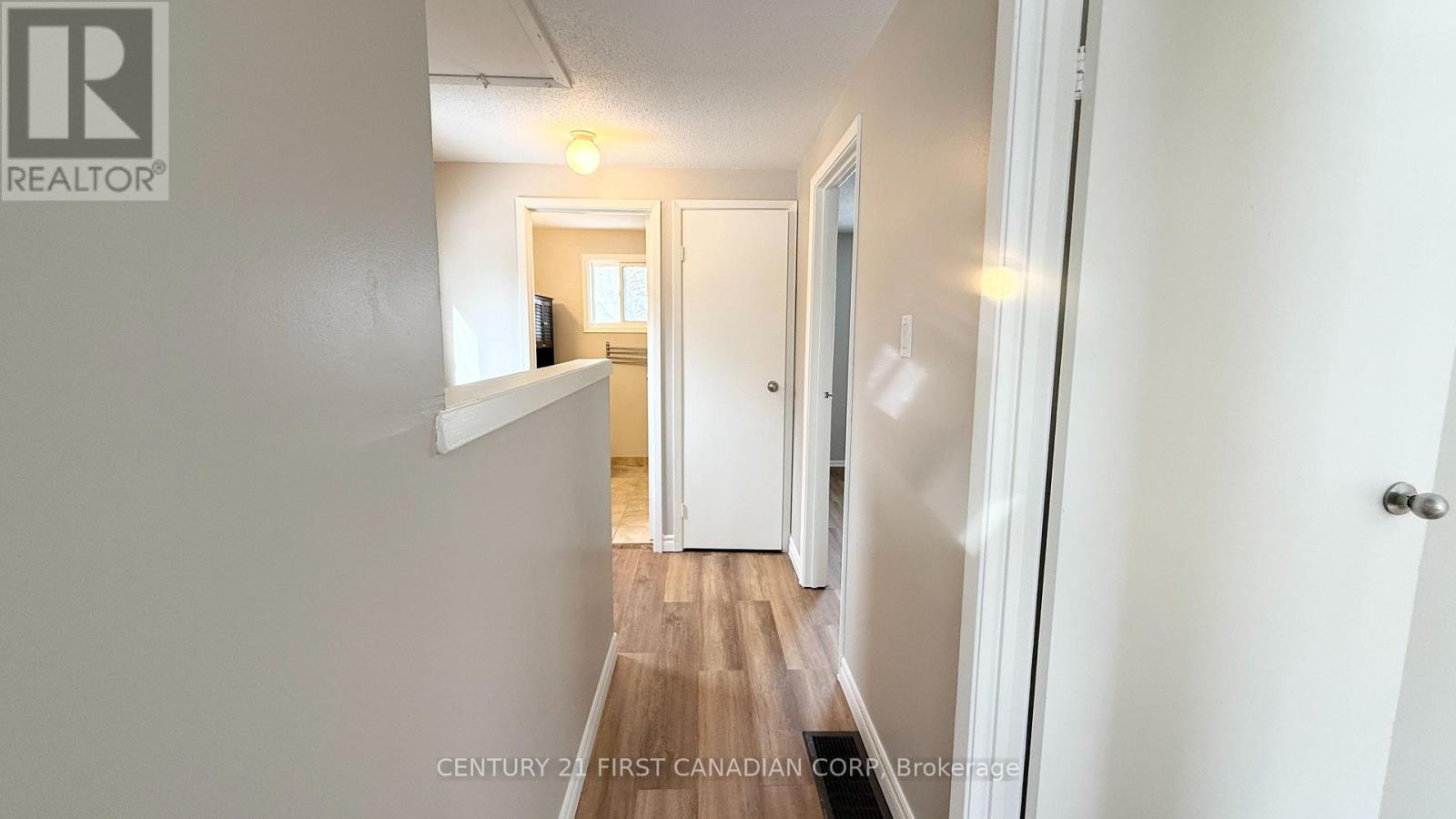 212 Brunswick Crescent, London North, Ontario  N6G 3L2 - Photo 17 - X12803492