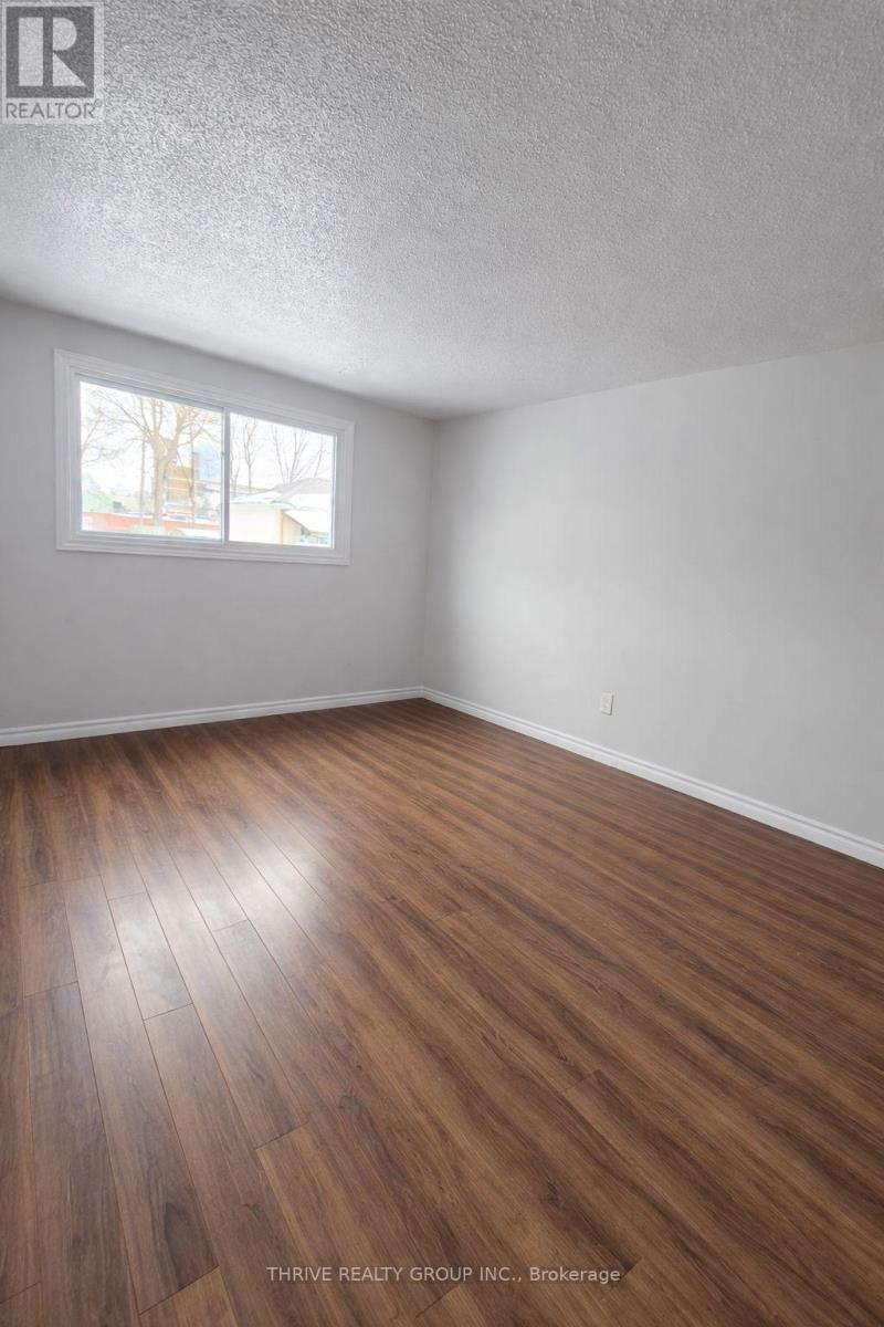 2 - 184 Simcoe Street, London East, Ontario  N6B 1H9 - Photo 9 - X12786388