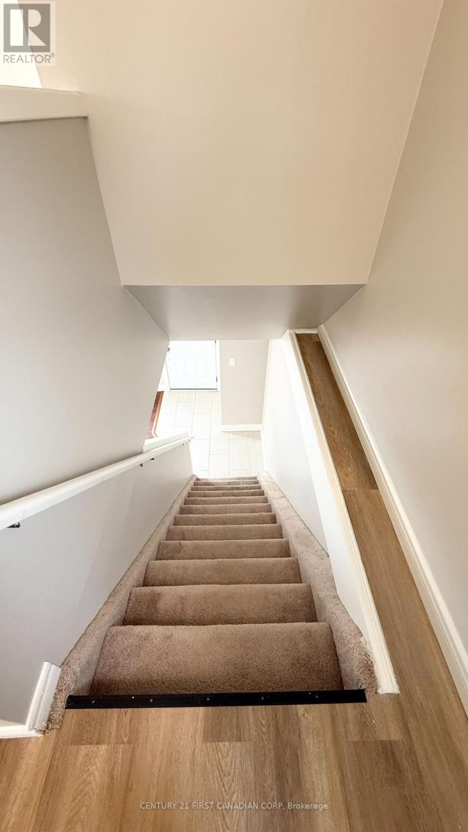 212 Brunswick Crescent, London North, Ontario  N6G 3L2 - Photo 16 - X12803492