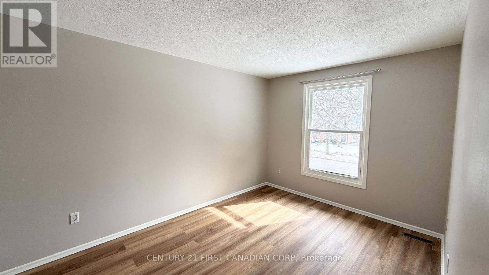 212 Brunswick Crescent, London North, Ontario  N6G 3L2 - Photo 21 - X12803492