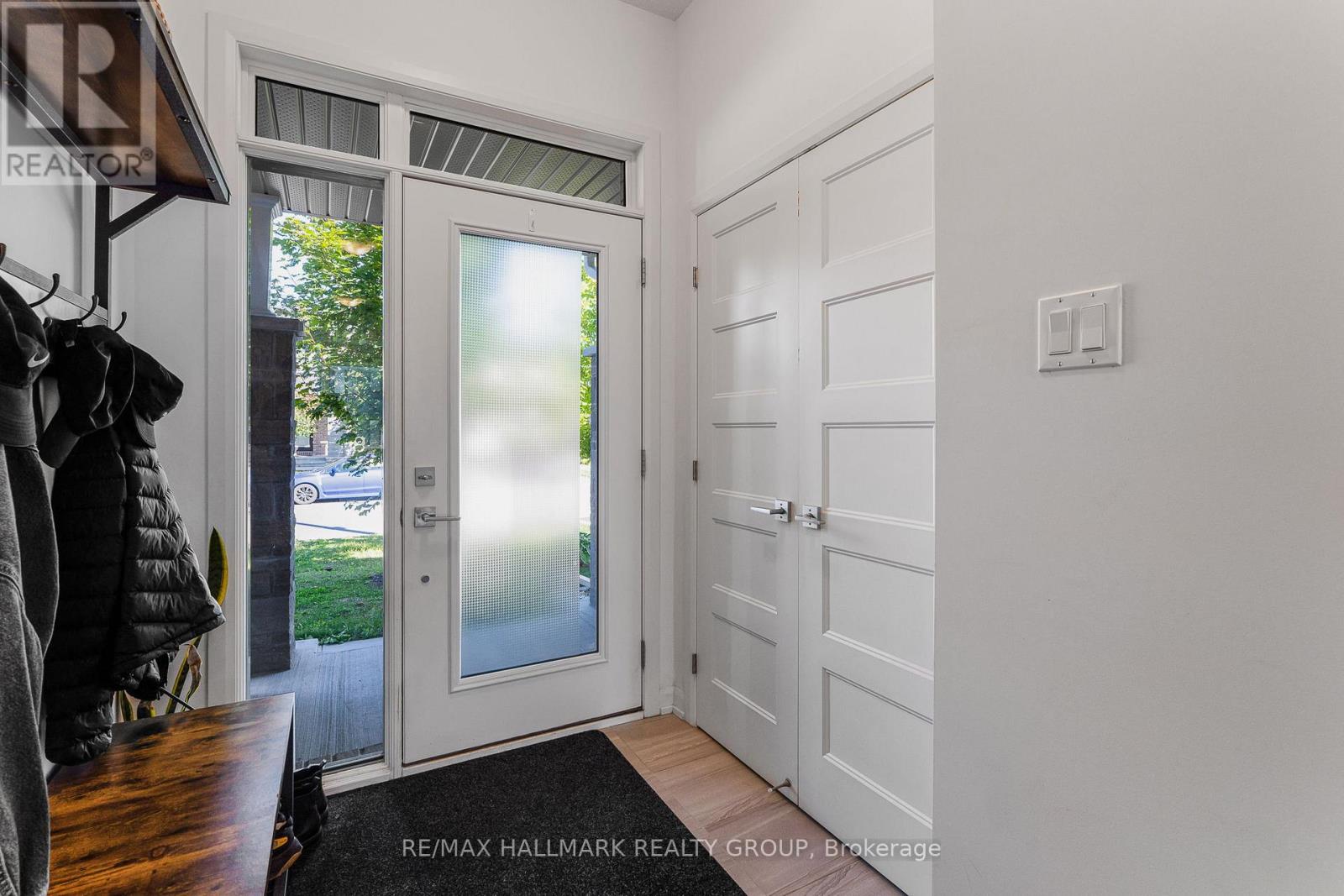 132 Turquoise Street, Clarence-Rockland, Ontario  K4K 0L6 - Photo 4 - X12817484