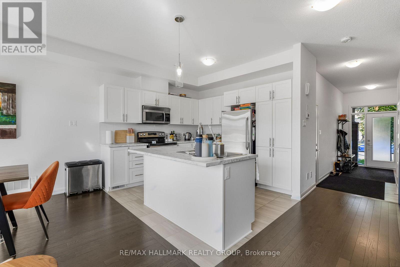 132 Turquoise Street, Clarence-Rockland, Ontario  K4K 0L6 - Photo 6 - X12817484