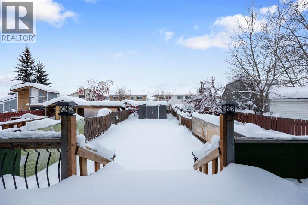 116 Wallace Place, Fort Mcmurray, Alberta  T9H 4P9 - Photo 23 - A2279645