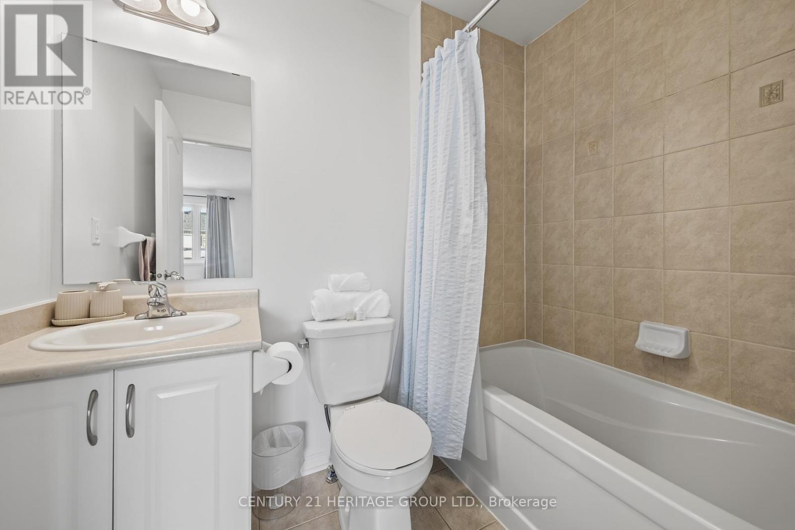 44 Acorn Lane, Bradford West Gwillimbury, Ontario  L3Z 0H6 - Photo 27 - N12817446