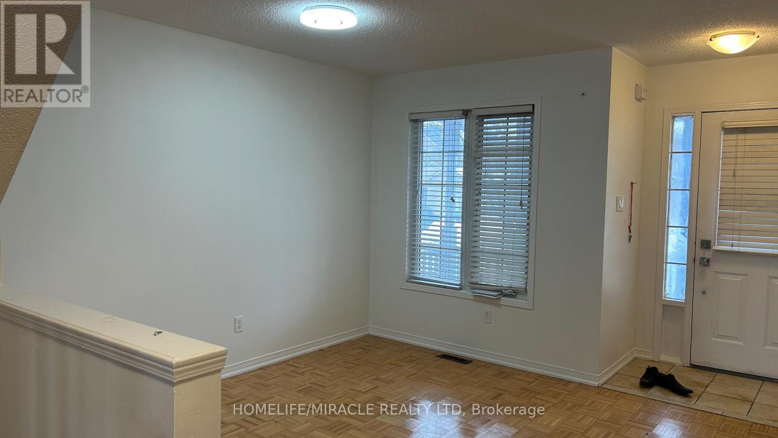 7 Arabia Gate, Brampton, Ontario  L6R 2P3 - Photo 6 - W12804400