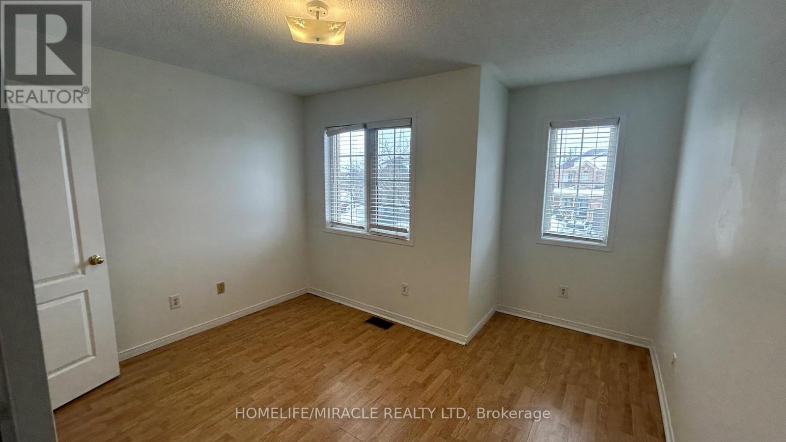 7 Arabia Gate, Brampton, Ontario  L6R 2P3 - Photo 18 - W12804400