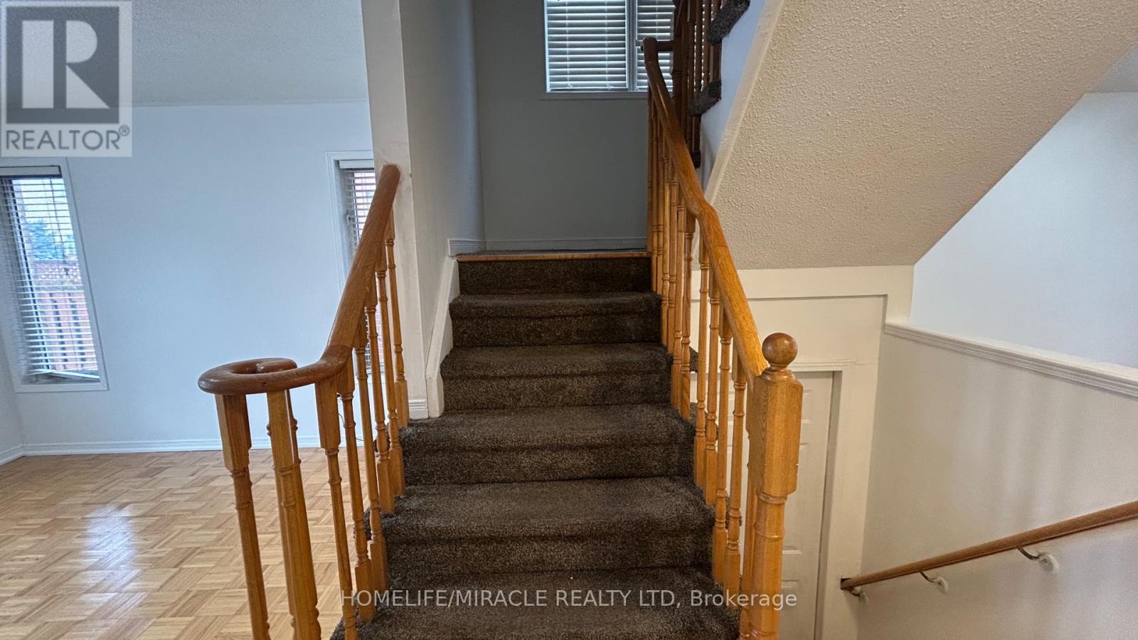 7 Arabia Gate, Brampton, Ontario  L6R 2P3 - Photo 16 - W12804400