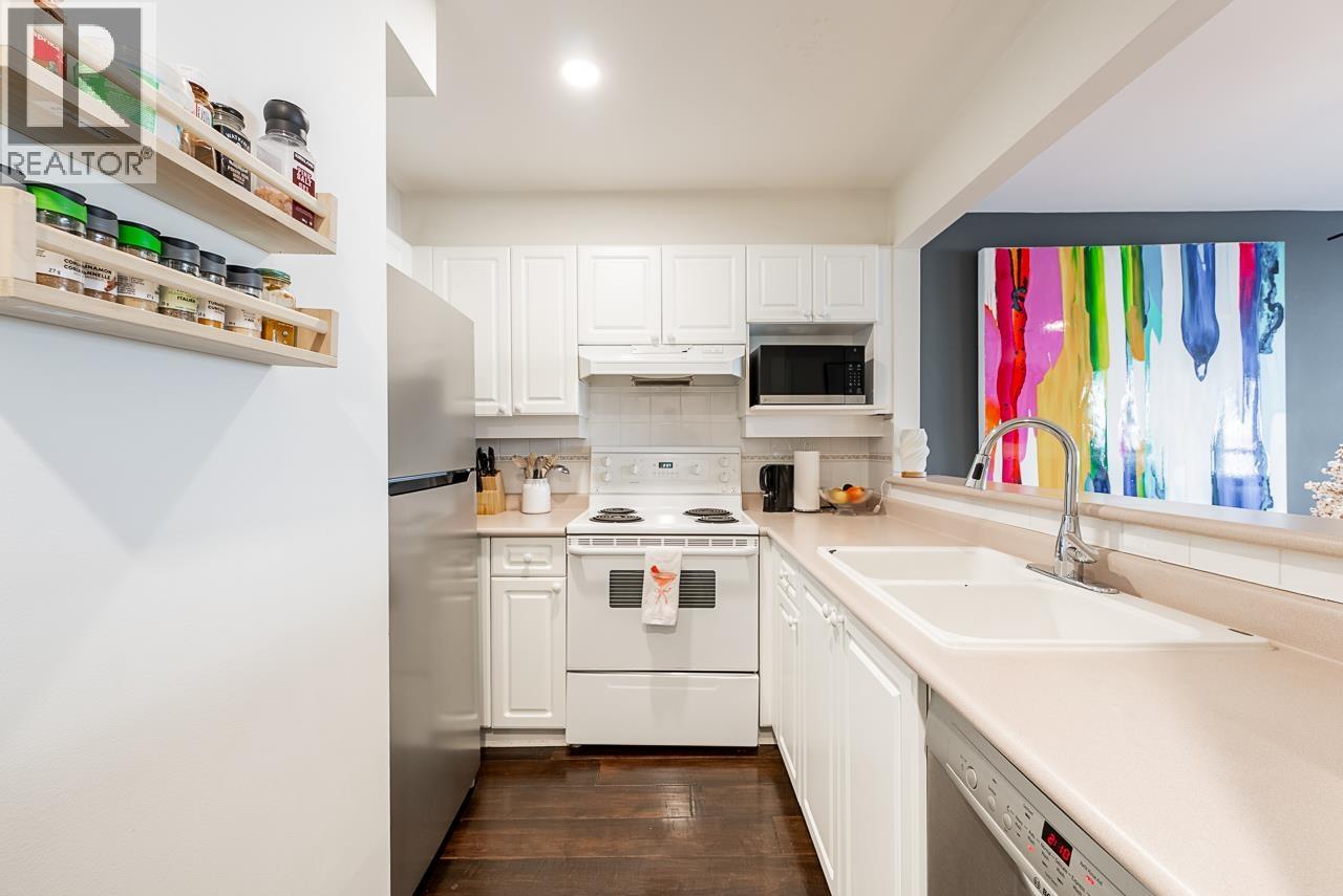 203 2140 W 12th Street, Vancouver, British Columbia  V6K 2N2 - Photo 7 - R3090067