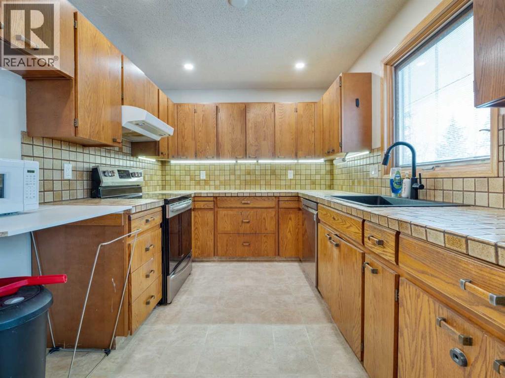 31 Sheridan Place W, Lethbridge, Alberta  T1K 4M8 - Photo 15 - A2287864