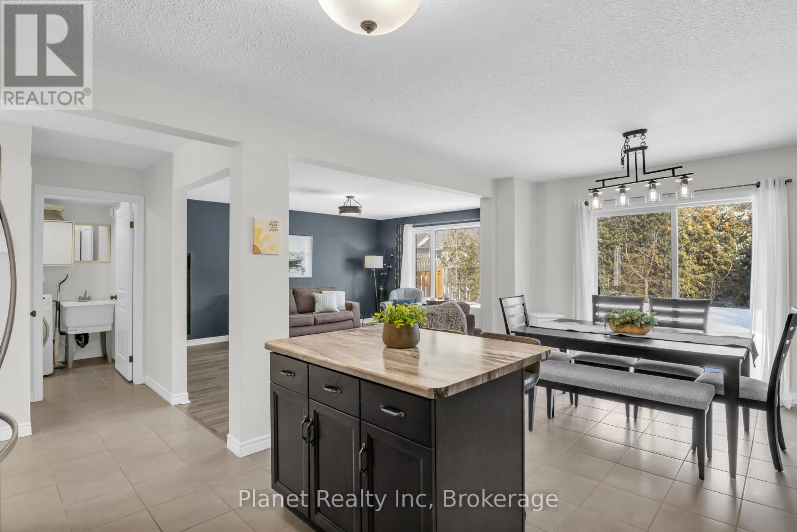 136 Marr Drive, Centre Wellington (Elora/salem), Ontario  N0B 1S0 - Photo 15 - X12817500