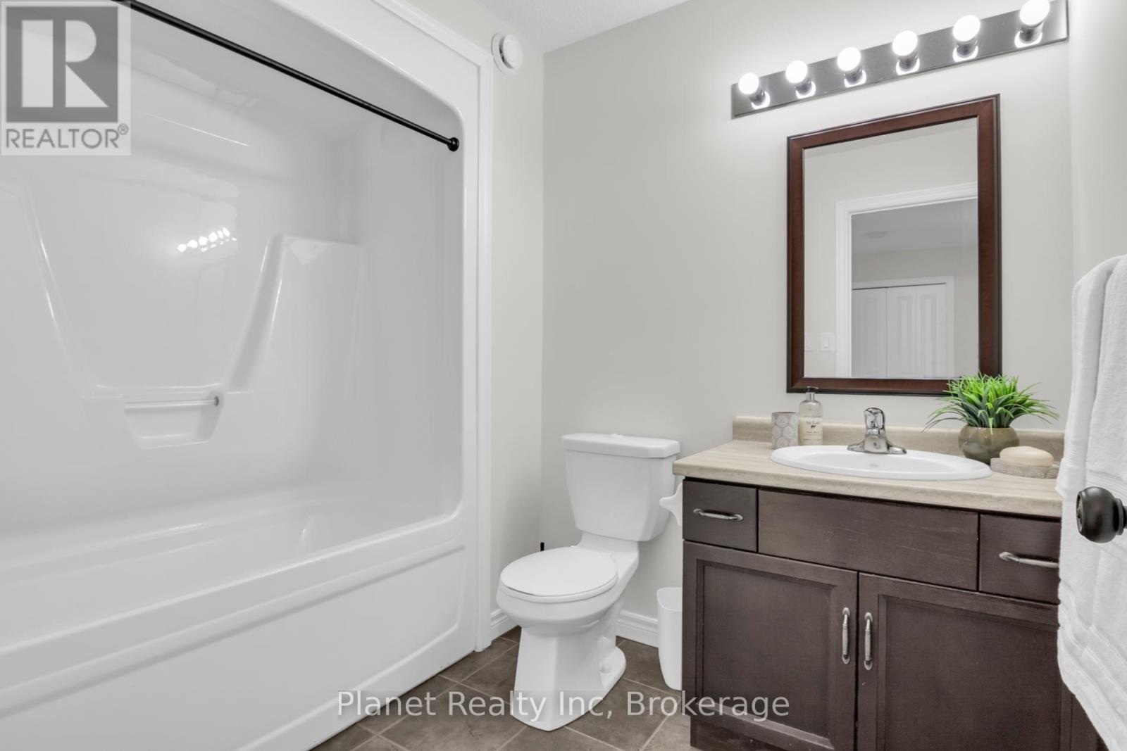 136 Marr Drive, Centre Wellington (Elora/salem), Ontario  N0B 1S0 - Photo 28 - X12817500