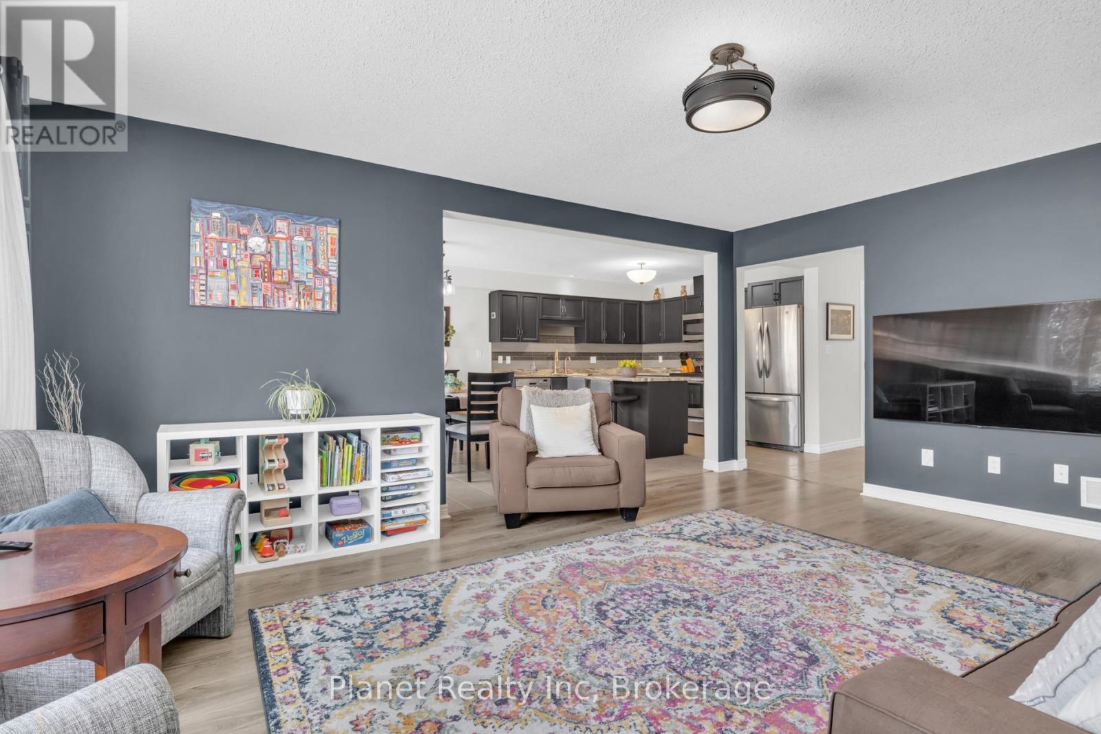 136 Marr Drive, Centre Wellington (Elora/salem), Ontario  N0B 1S0 - Photo 3 - X12817500