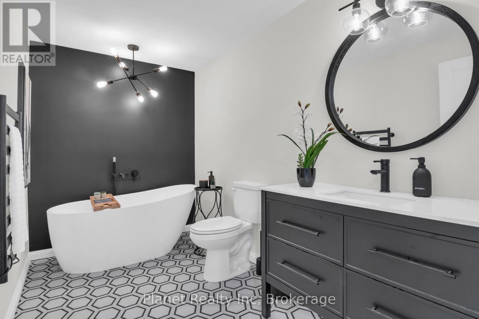 136 Marr Drive, Centre Wellington (Elora/salem), Ontario  N0B 1S0 - Photo 34 - X12817500