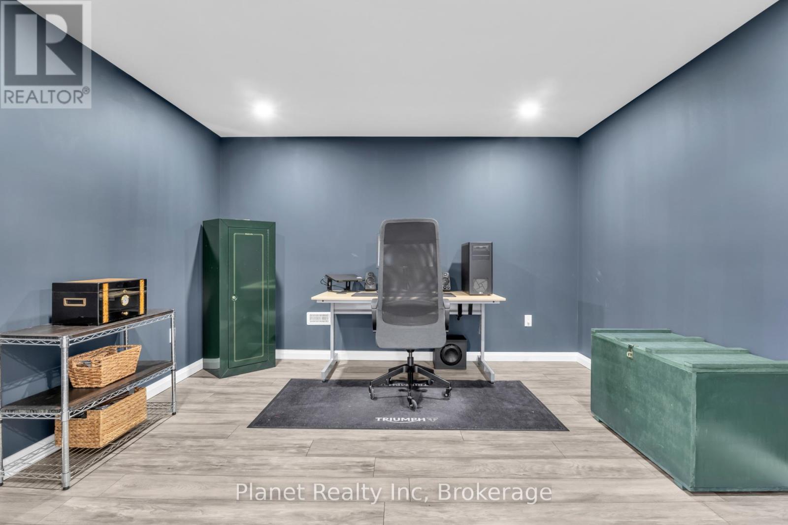 136 Marr Drive, Centre Wellington (Elora/salem), Ontario  N0B 1S0 - Photo 37 - X12817500