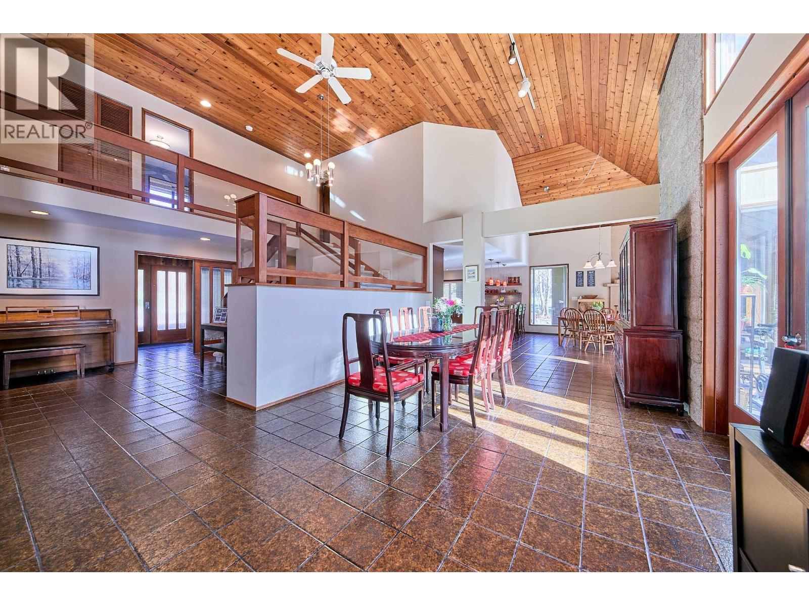 10040 Rolley Crescent, Maple Ridge, British Columbia  V2W 1J9 - Photo 12 - R3093277