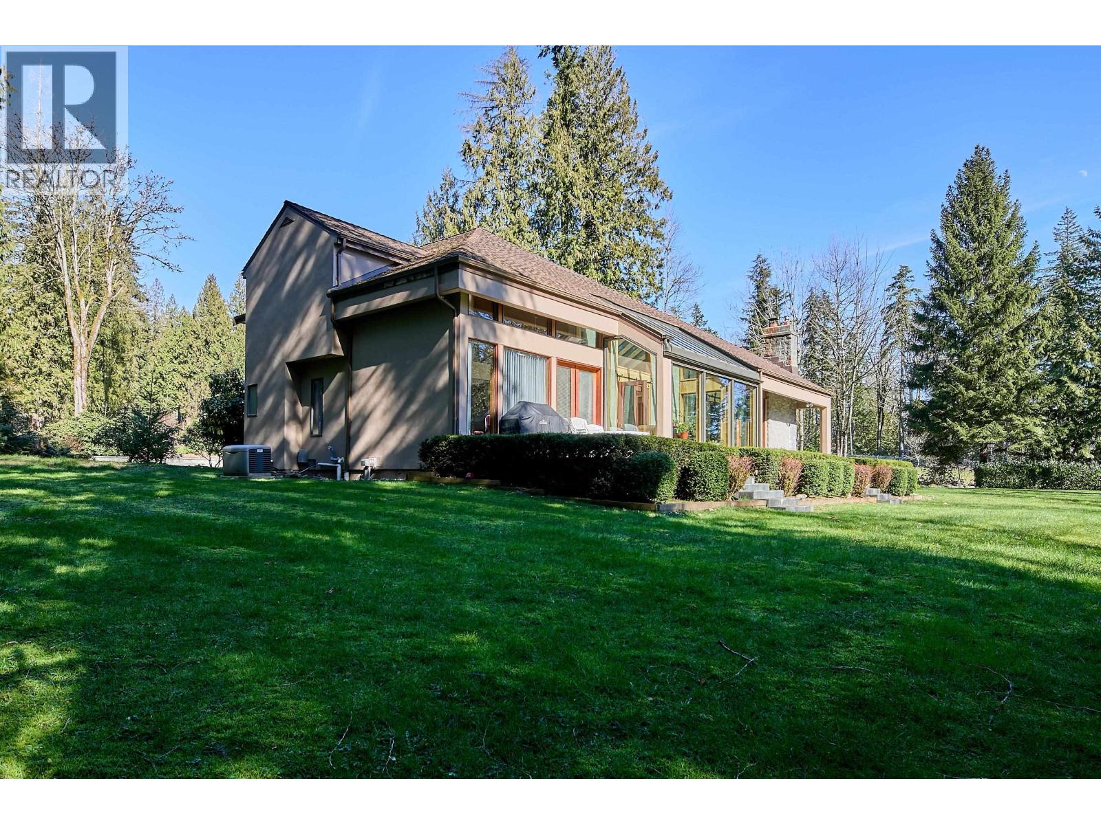 10040 Rolley Crescent, Maple Ridge, British Columbia  V2W 1J9 - Photo 2 - R3093277