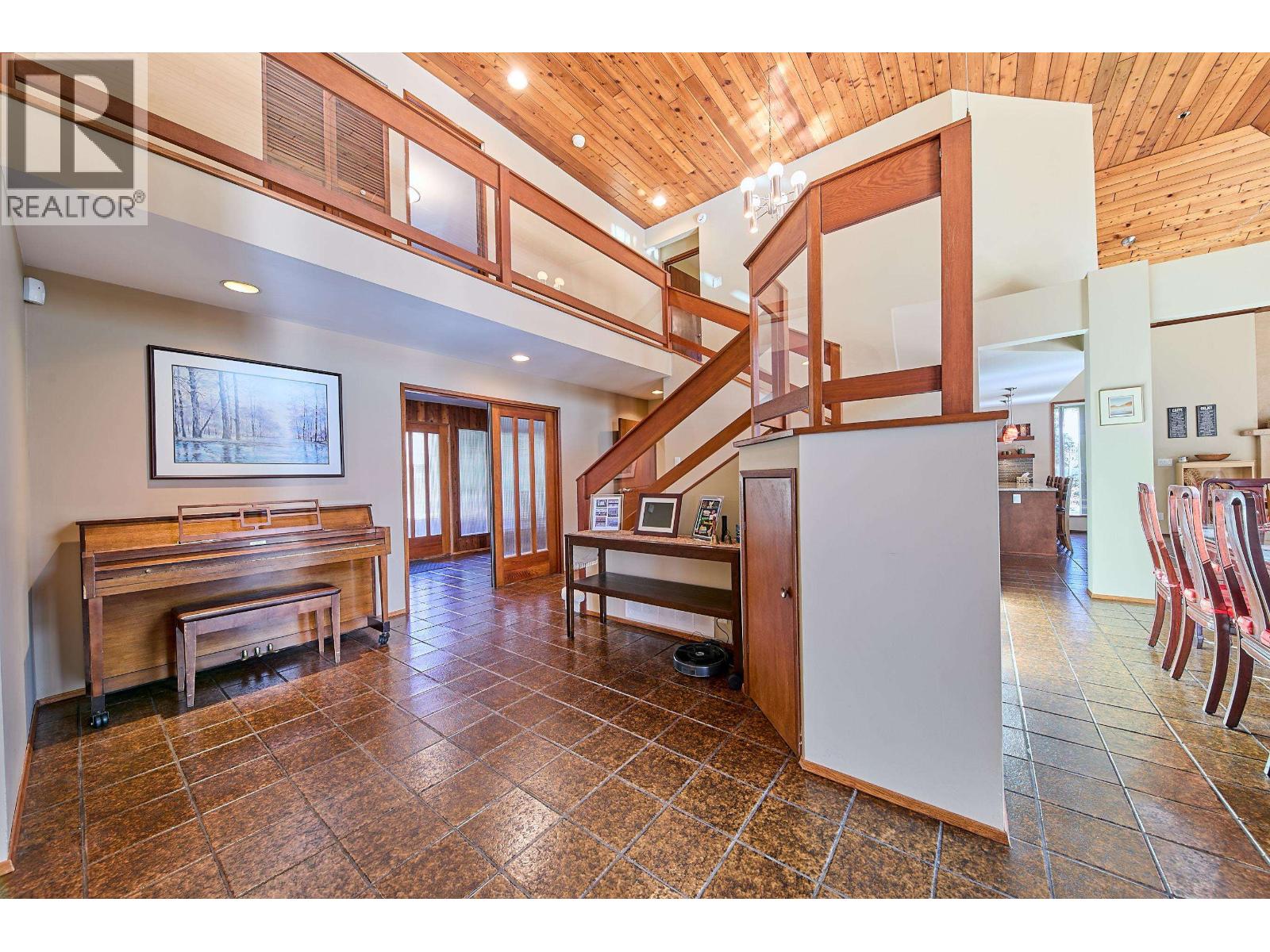 10040 Rolley Crescent, Maple Ridge, British Columbia  V2W 1J9 - Photo 7 - R3093277