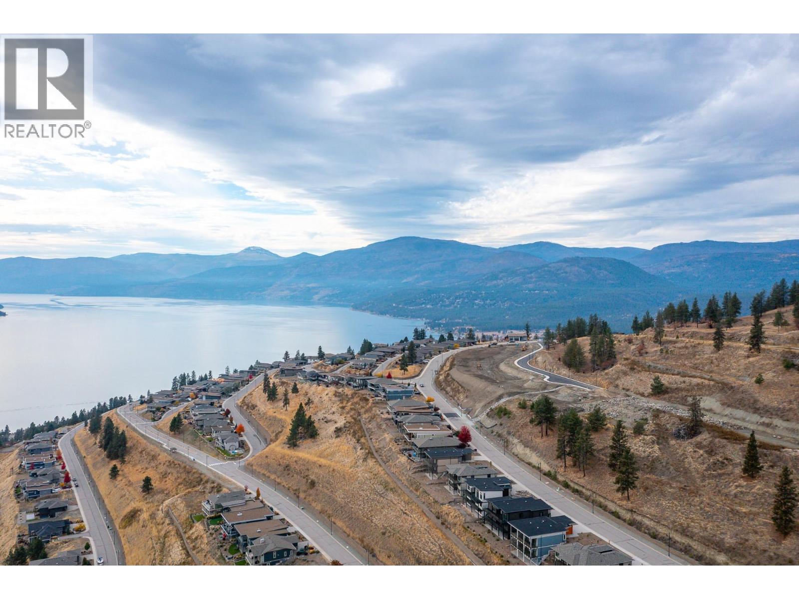 9240 Morning Glory Place, Vernon, British Columbia  V1H 0B6 - Photo 8 - 10375642