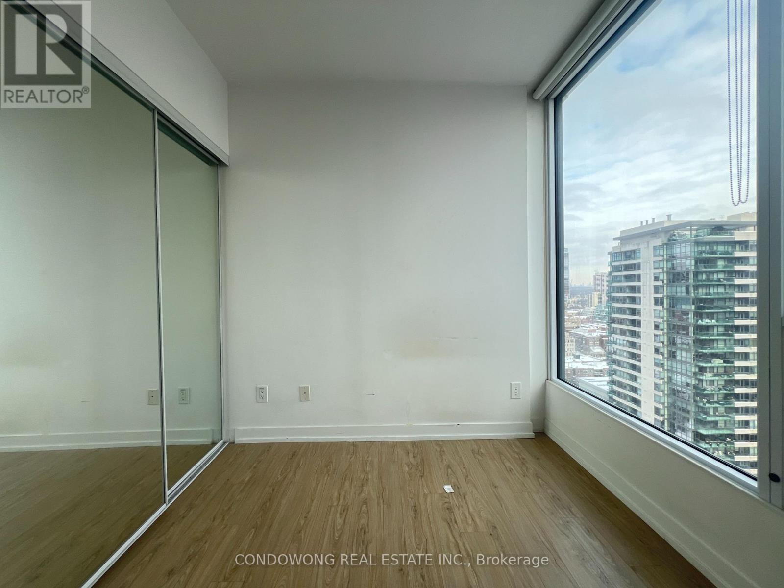 2716 - 85 Wood Street, Toronto, Ontario  M4Y 0E8 - Photo 10 - C12817506