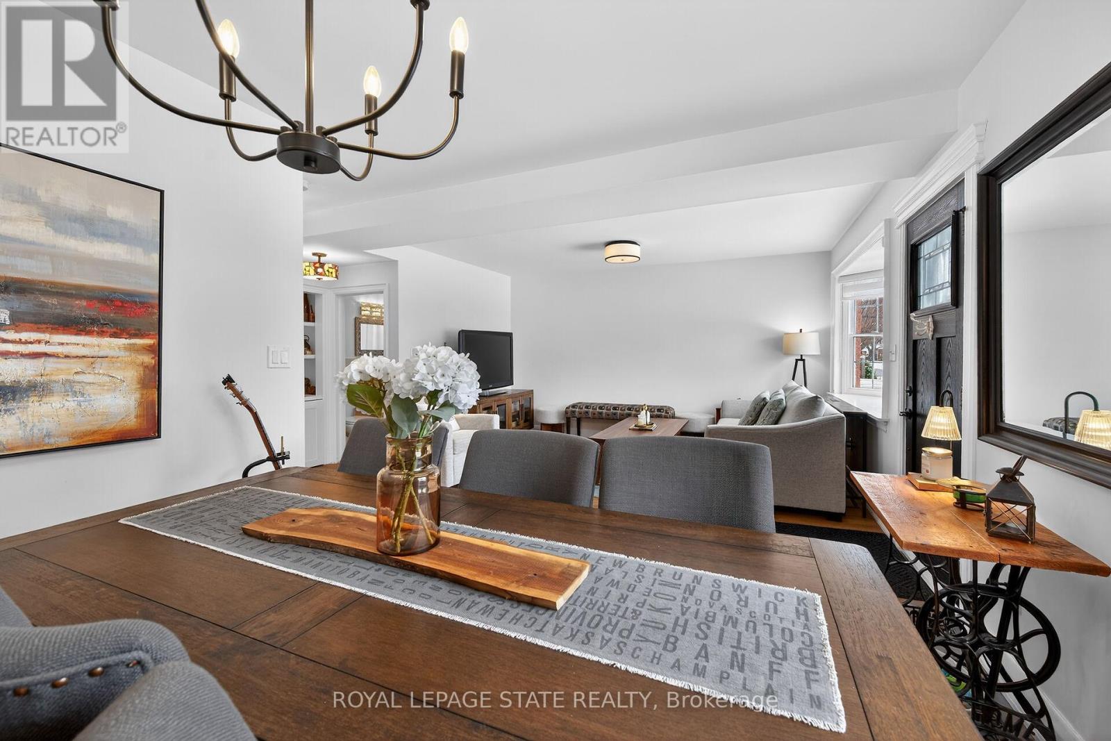 13 Cameron Avenue, Hamilton, Ontario  L9H 1P4 - Photo 12 - X12817436