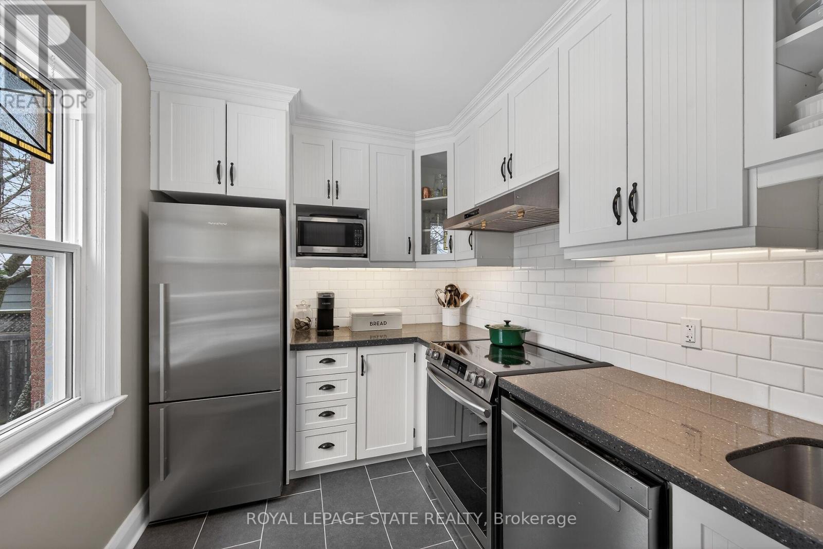 13 Cameron Avenue, Hamilton, Ontario  L9H 1P4 - Photo 19 - X12817436