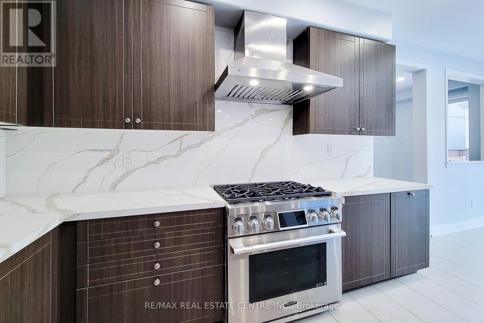 80 Larry Crescent, Haldimand, Ontario  N3W 0B2 - Photo 10 - X12817452