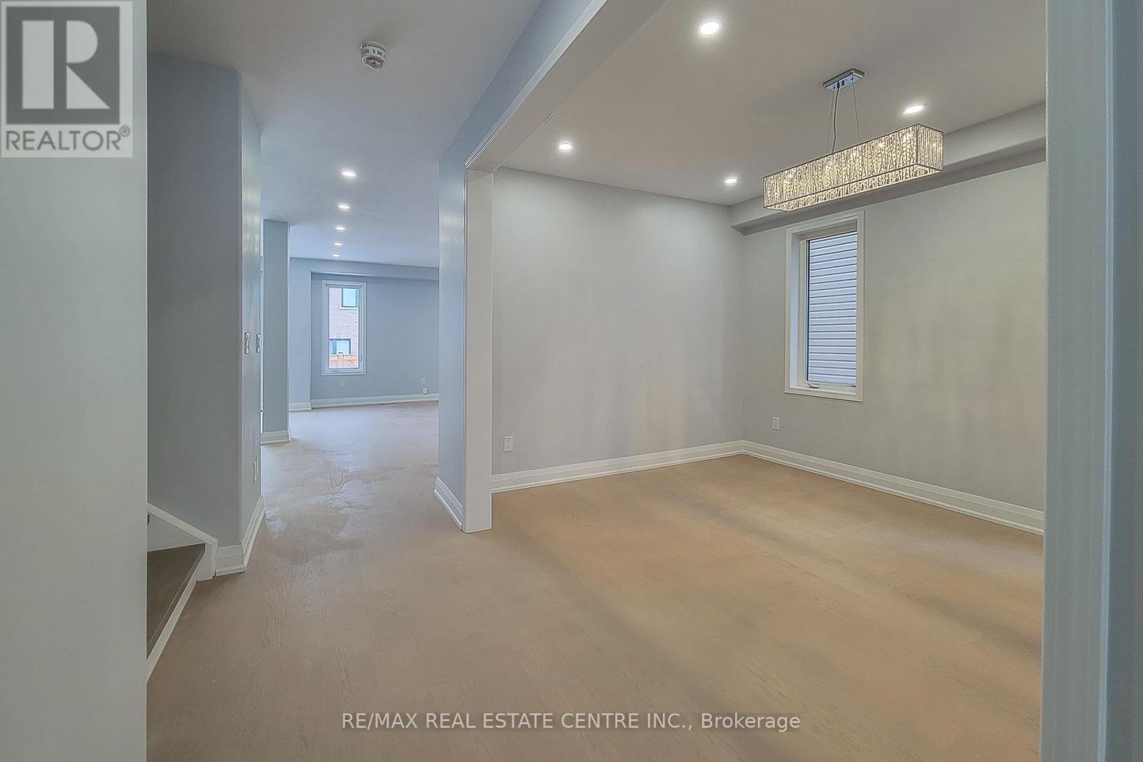 80 Larry Crescent, Haldimand, Ontario  N3W 0B2 - Photo 19 - X12817452