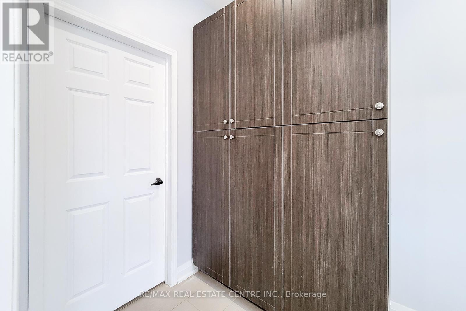 80 Larry Crescent, Haldimand, Ontario  N3W 0B2 - Photo 21 - X12817452