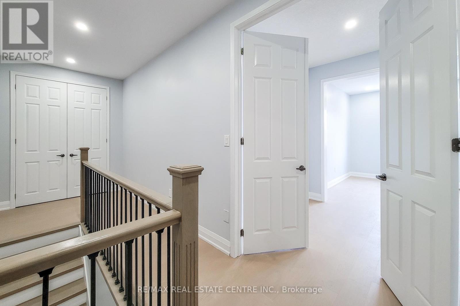 80 Larry Crescent, Haldimand, Ontario  N3W 0B2 - Photo 25 - X12817452