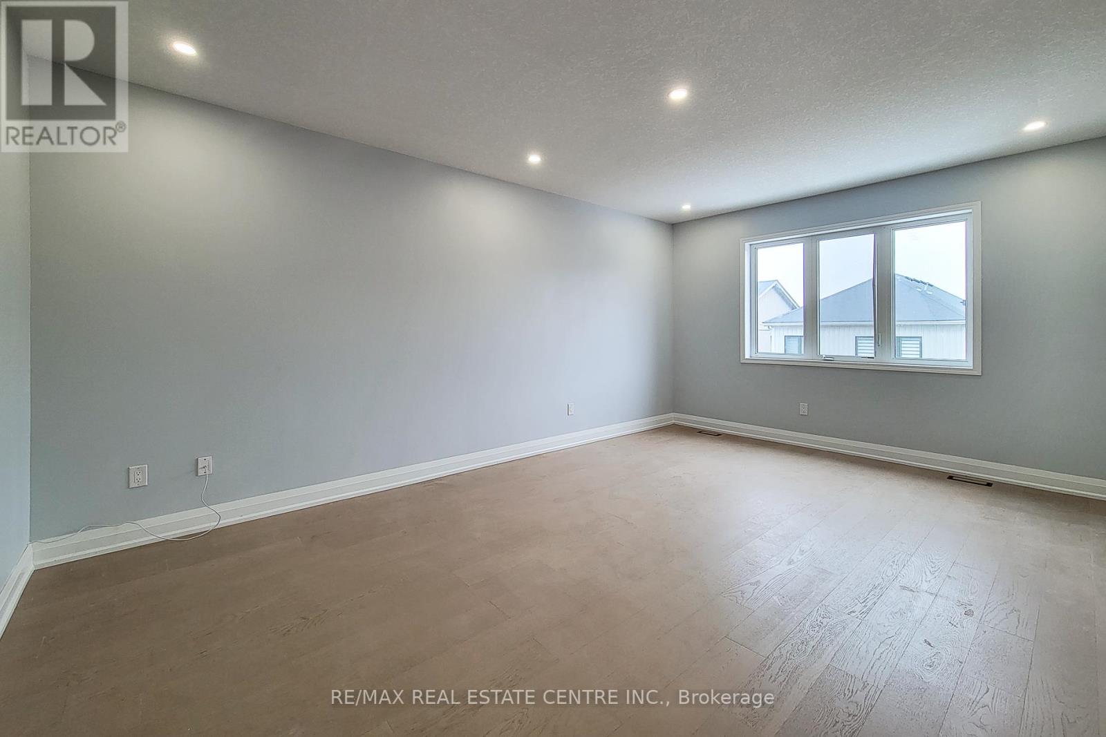 80 Larry Crescent, Haldimand, Ontario  N3W 0B2 - Photo 27 - X12817452