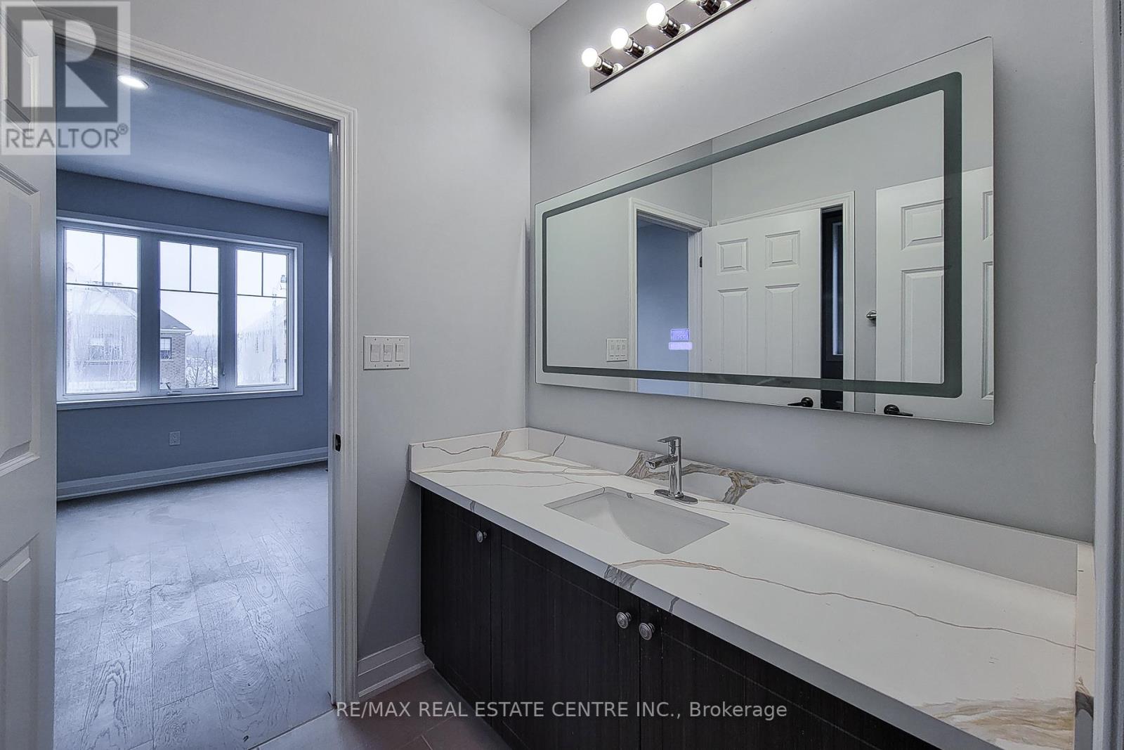 80 Larry Crescent, Haldimand, Ontario  N3W 0B2 - Photo 41 - X12817452