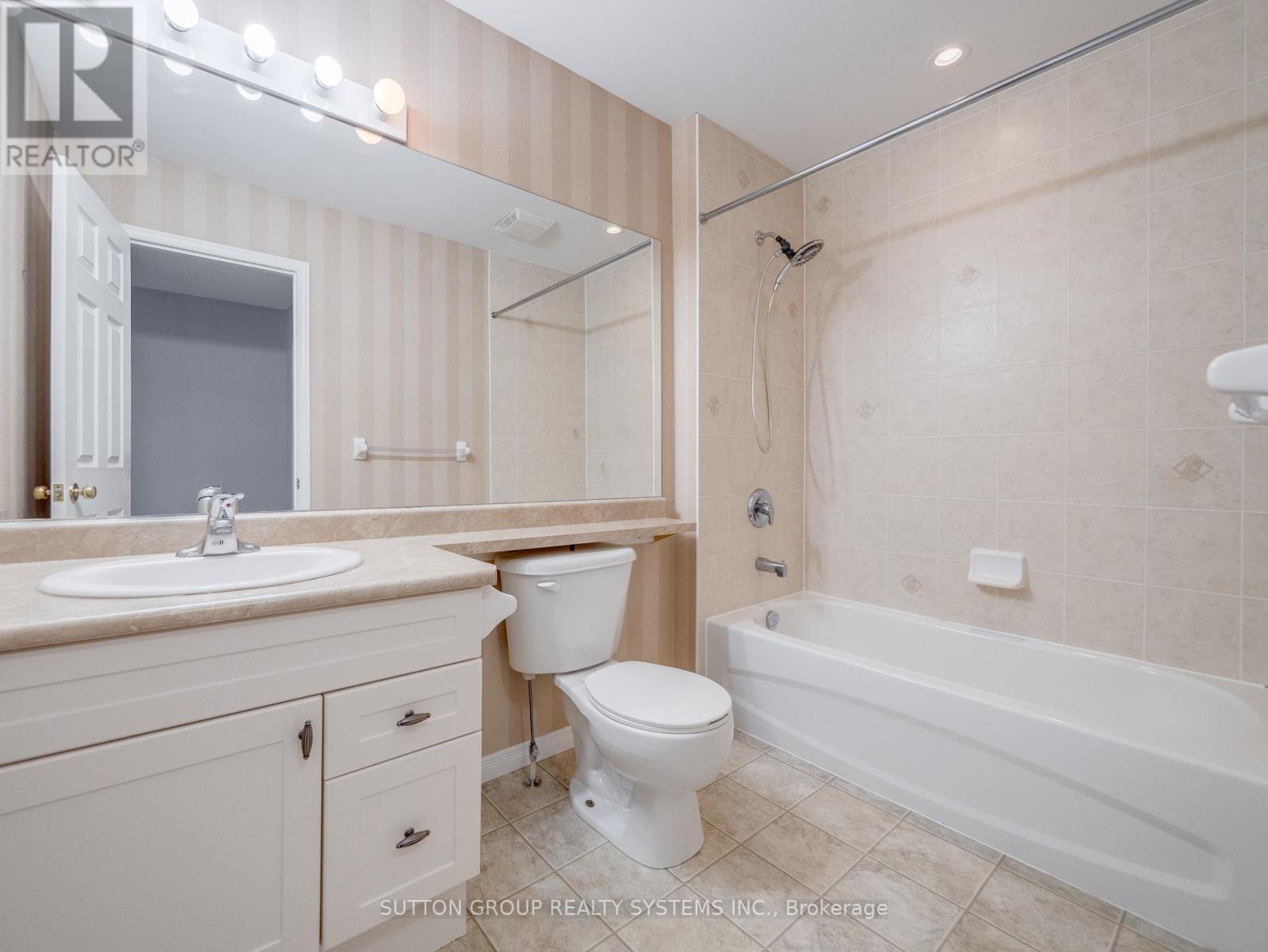 169 Sims Estate Drive, Kitchener, Ontario  N2A 0A6 - Photo 26 - X12817478