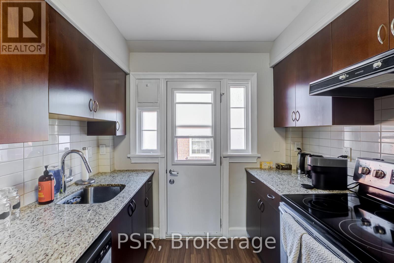 U25 - 4 Sutherland Drive, Toronto, Ontario  M4G 1G8 - Photo 13 - C12814998