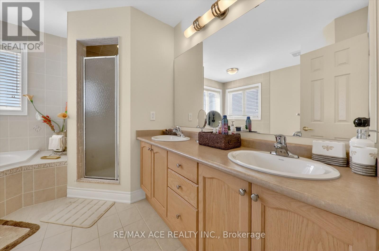 149 Riverwalk Drive, Markham, Ontario  L6B 0E2 - Photo 27 - N12817492