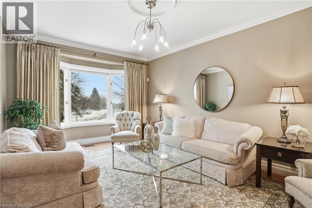 1121 Forestvale Drive, Burlington, Ontario  L7P 4W3 - Photo 11 - 40807307