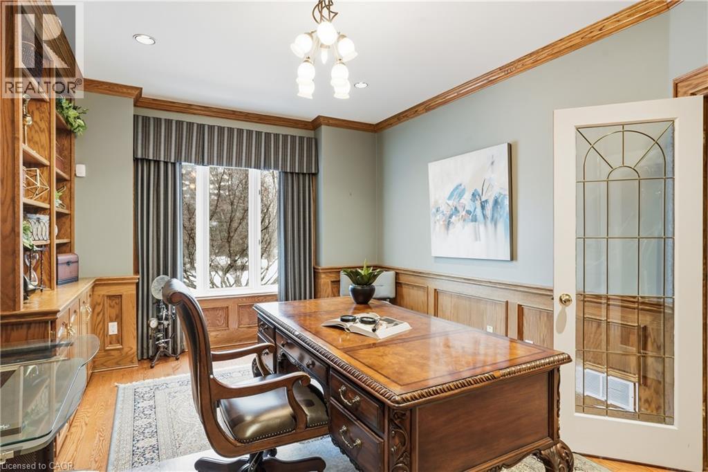 1121 Forestvale Drive, Burlington, Ontario  L7P 4W3 - Photo 8 - 40807307