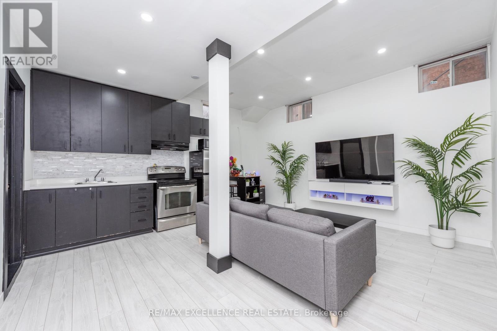 60 Kesteven Crescent, Brampton (Fletcher's Creek South), Ontario  L6W 4E5 - Photo 30 - W12817510