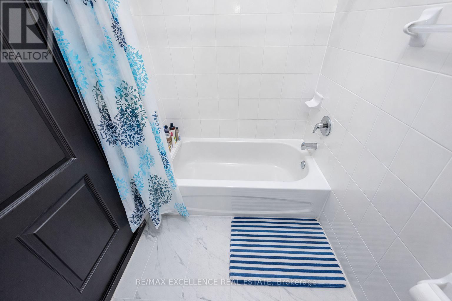 60 Kesteven Crescent, Brampton (Fletcher's Creek South), Ontario  L6W 4E5 - Photo 36 - W12817510