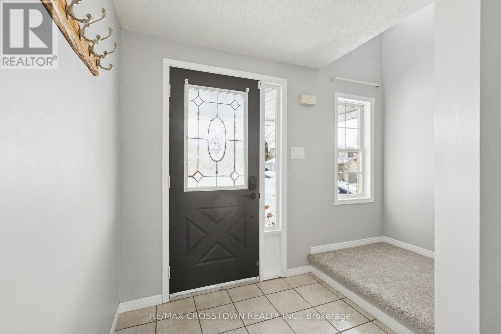 52 Gibb Street, Cambridge, Ontario  N3C 4C2 - Photo 4 - X12741412