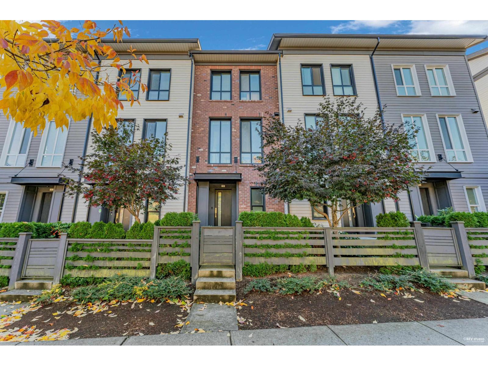 15 15828 27 Avenue, Surrey, British Columbia V3Z 0X4 - Photo 1 - R3092854