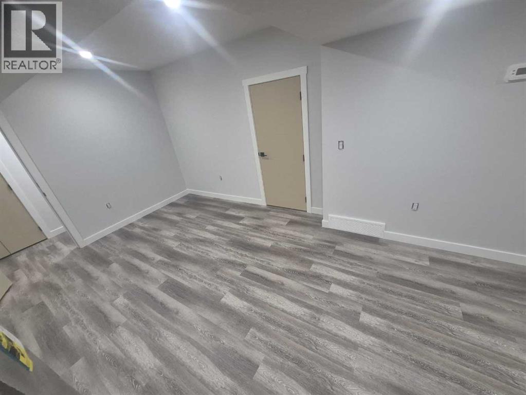 47 Lake Street, Rural Red Deer County, Alberta  T4E 3C9 - Photo 40 - A2288486