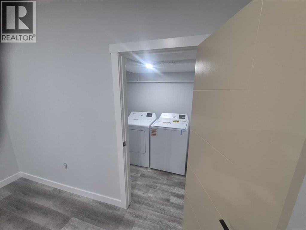 47 Lake Street, Rural Red Deer County, Alberta  T4E 3C9 - Photo 42 - A2288486