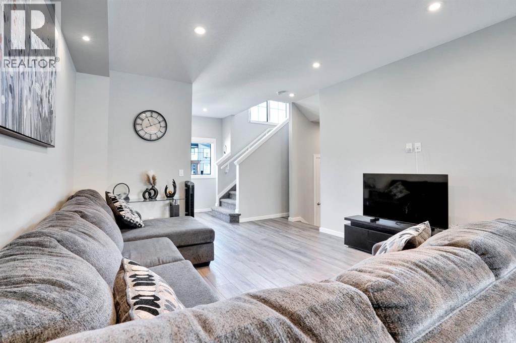 47 Lake Street, Rural Red Deer County, Alberta  T4E 3C9 - Photo 5 - A2288486