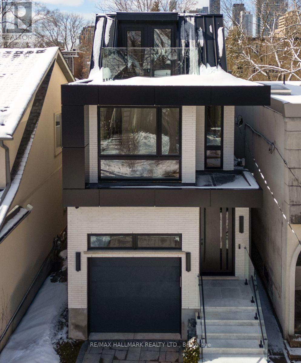 72 Marmot Street, Toronto, Ontario  M4S 2T5 - Photo 3 - C12817516